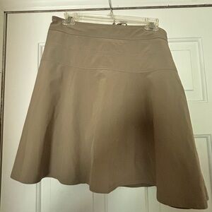 Athleta everyday Women's Skirt tan size 10